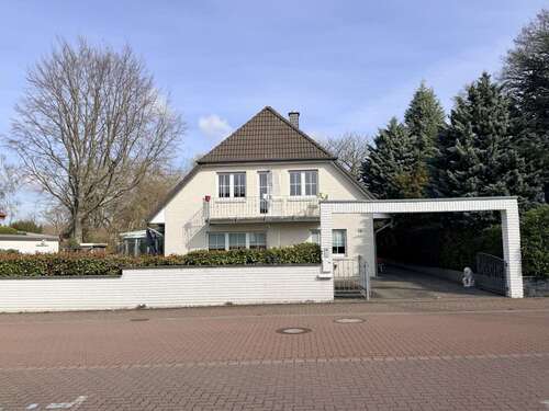 Foto - Haus zum Kaufen in Laatzen 647.750,00 € 219 m²