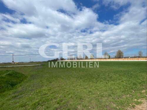 Foto - Grundstück zu verkaufen in Aiterhofen 120.500,00 € 305 m²