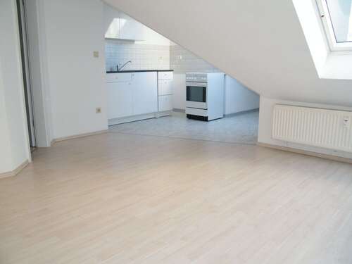 Foto - Wohnung zum Mieten in Chemnitz 199,00 € 28.97 m²