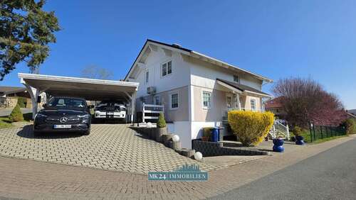 Foto - Haus zum Kaufen in Waldsolms 449.000,00 € 161.57 m²