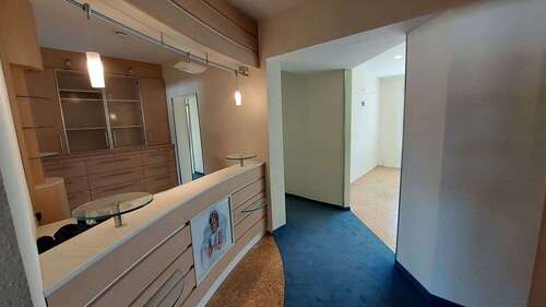 Foto - Büro in Hörselberg-Hainich 1.300,00 € 185.87 m²