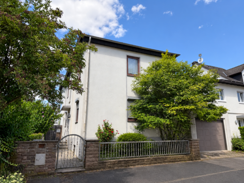 Foto - Haus zum Kaufen in Bad Homburg 995.000,00 € 234 m²
