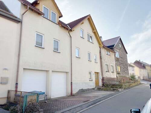 Foto - Haus zum Kaufen in Friedrichroda 180.000,00 € 149 m²