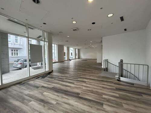 Foto - Büro in Mettmann 1.675,00 € 122 m²