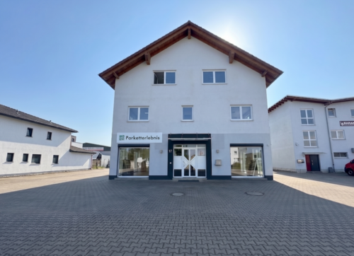Foto - Wohnung zum Mieten in Lich 3.650,00 € 450 m²
