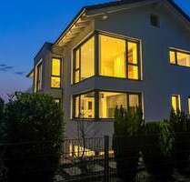 Haus zum Kaufen in Neu-Ulm 1.500.000,00 € 202 m²