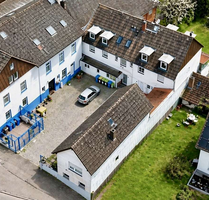 Haus zum Kaufen in Laubach 150.000,00 € 490.39 m²