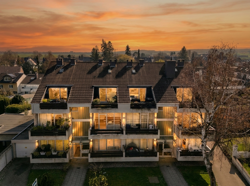Foto - Haus zum Kaufen in Pulheim-Brauweiler 1.499.000,00 € 542 m²