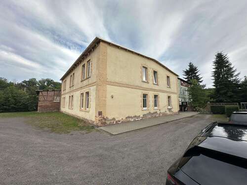 Foto - Wohnung zum Mieten in Mansfeld 350,00 € 56 m²