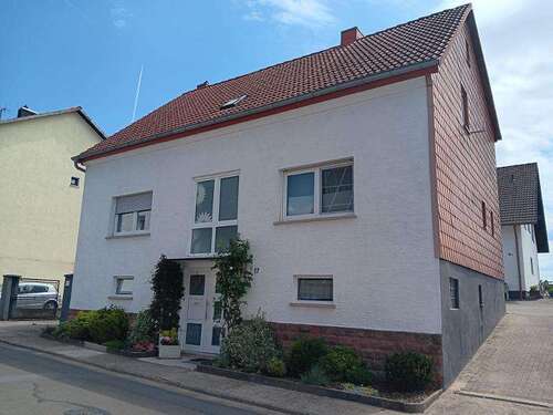 Foto - Haus zum Kaufen in Kottweiler-Schwanden 295.000,00 € 187 m²