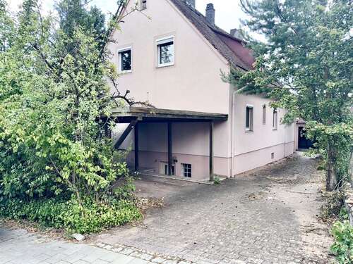 Foto - Haus zum Kaufen in Spardorf 659.000,00 € 147.97 m²