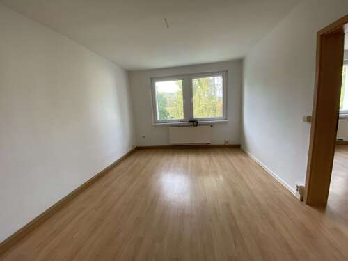 Foto - Wohnung zum Mieten in Suhl 250,04 € 46.61 m²