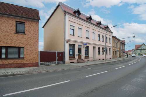 Foto - Haus zum Kaufen in Jerichow 255.000,00 € 251 m²