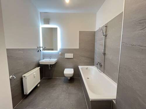 Foto - Wohnung zum Mieten in Chemnitz 450,85 € 71 m²