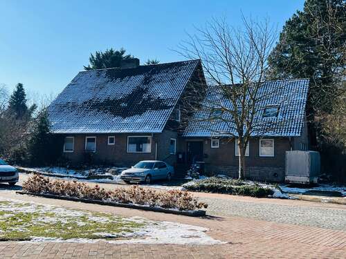 Foto - Haus zum Kaufen in Wennigsen (Deister) 375.000,00 € 336 m²
