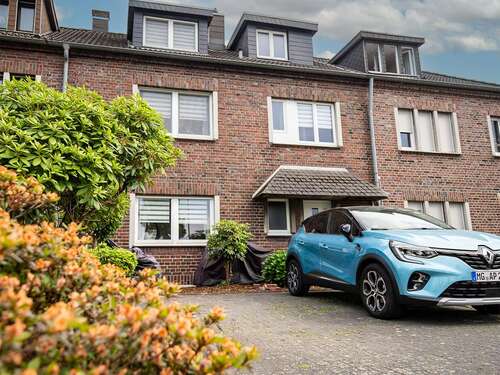 Foto - Haus zum Kaufen in Mönchengladbach 545.000,00 € 249 m²