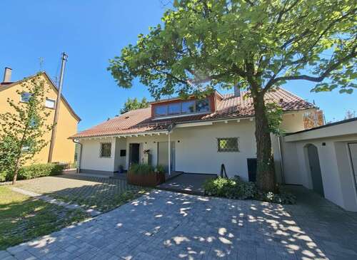 Foto - Wohnung zum Mieten in Esslingen am Neckar Liebersbronn 2.200,00 € 151 m²