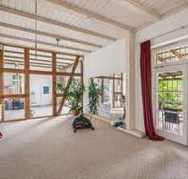 Haus zum Kaufen in Brück 1.190.000,00 € 645 m²