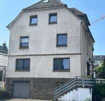 Haus zum Kaufen in Lindlar 225.000,00 € 190 m²