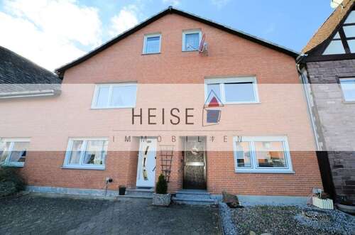 Foto - Haus zum Kaufen in Höxter 98.000,00 € 210 m²