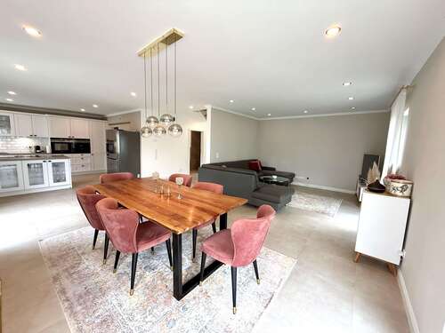 Foto - Haus zum Kaufen in Lingenfeld 600.000,00 € 187.17 m²