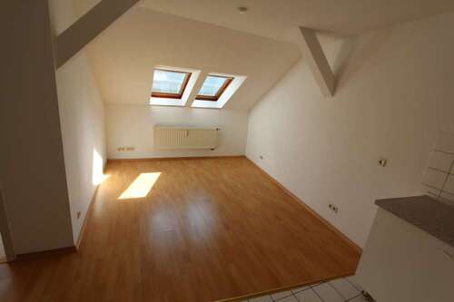 Foto - Wohnung zum Mieten in Zwickau 225,00 € 37.3 m²