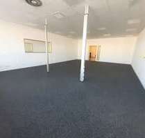 Büro in Neutraubling 1.794,00 € 117 m²