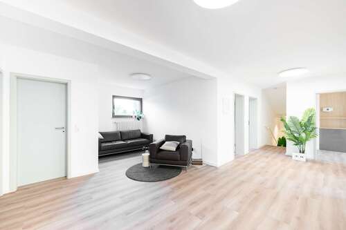 Foto - Büro in Estenfeld 1.584,00 € 160 m²