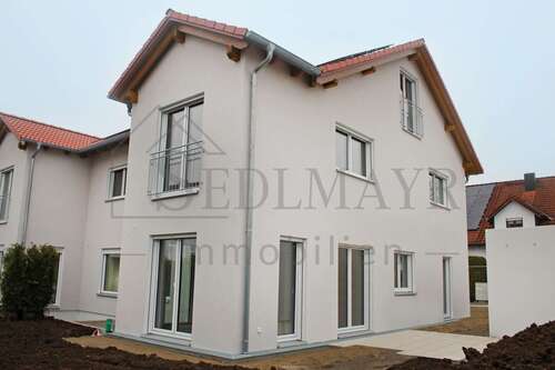 Foto - Haus zum Mieten in Gilching 3.800,00 € 200 m²