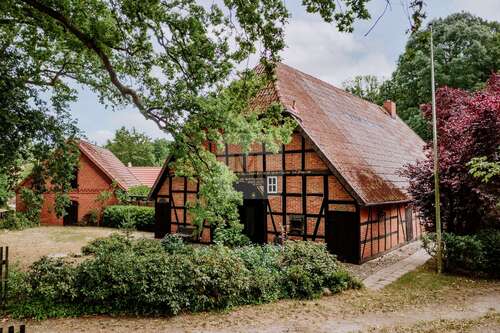 Foto - Haus zum Kaufen in Göhrde Bredenbock 790.000,00 € 496 m²