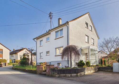 Foto - Haus zum Kaufen in Waiblingen - Hohenacker 595.000,00 € 198 m²