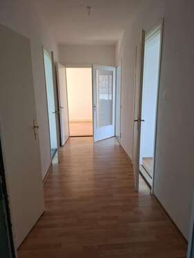 Foto - Wohnung zum Mieten in Seifhennersdorf 370,00 € 65 m²