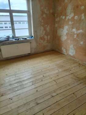 Foto - Wohnung zum Mieten in Halle 410,00 € 43 m²