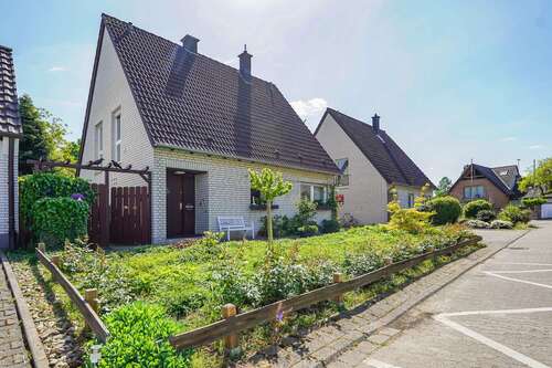 Foto - Haus zum Kaufen in Düsseldorf 675.000,00 € 129 m²