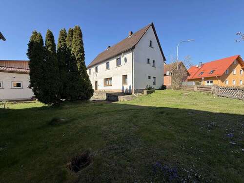 Foto - Haus zum Kaufen in Weismain Wunkendorf 175.000,00 € 189 m²