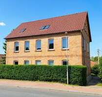 Haus zum Kaufen in Teutschenthal 320.000,00 € 301 m²