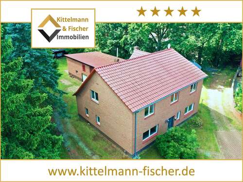 Foto - Haus zum Kaufen in Groß Oesingen 249.000,00 € 273 m²