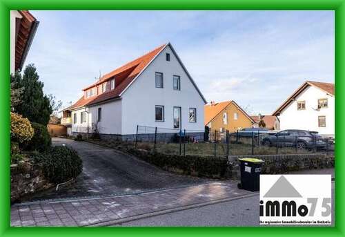 Foto - Haus zum Kaufen in Engelsbrand 385.000,00 € 193 m²