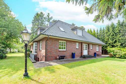 Foto - Haus zum Kaufen in Seevetal 795.000,00 € 246 m²