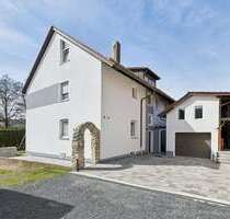 Haus zum Kaufen in Speichersdorf 675.000,00 € 310 m²