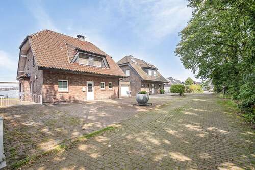 Foto - Haus zum Kaufen in Straelen 550.000,00 € 215 m²