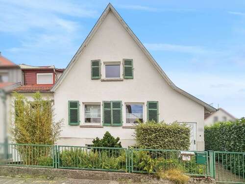 Foto - Haus zum Kaufen in Oberursel 849.000,00 € 135.87 m²
