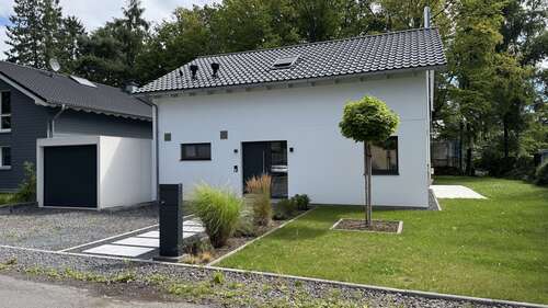 Foto - Haus zum Kaufen in Neunkirchen 598.000,00 € 137 m²