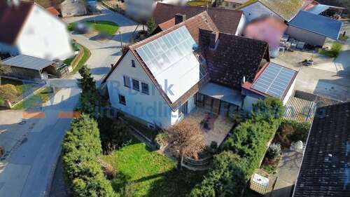 Foto - Haus zum Kaufen in Treuchtlingen 340.000,00 € 209 m²
