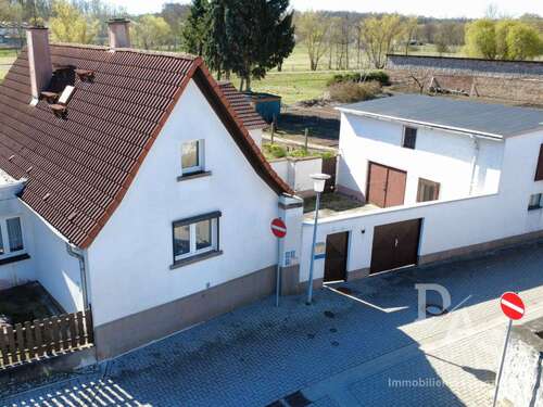 Foto - Haus zum Kaufen in Giersleben 60.000,00 € 115 m²