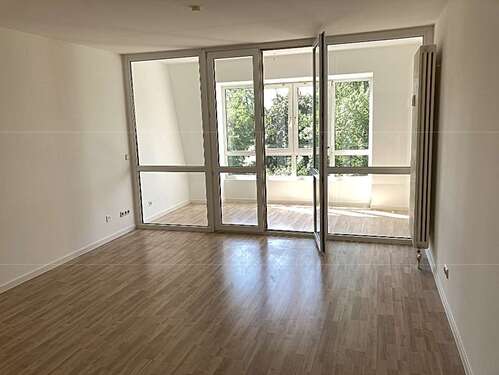 Foto - Wohnung zum Mieten in Zwickau 430,00 € 56.07 m²