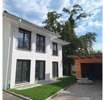 Haus zum Kaufen in Gröbenzell 1.350.000,00 € 156 m²