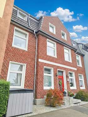 Foto - Haus zum Kaufen in Krefeld 625.000,00 € 204 m²