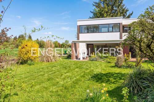 Foto - Haus zum Mieten in Steinbach (Taunus) 1.990,00 € 126 m²