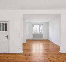 Haus zum Kaufen in Berlin-Britz 650.000,00 € 92 m²